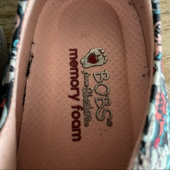 Sketchers BOB for dogs memory foam canvas sneakers - Picture 11 of 13